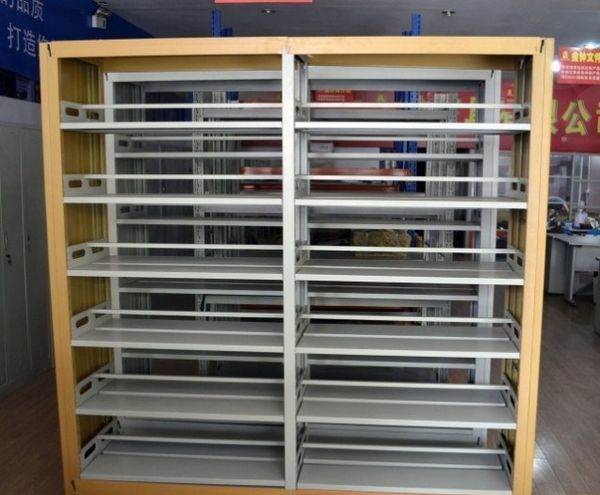 ��[�ҕ���