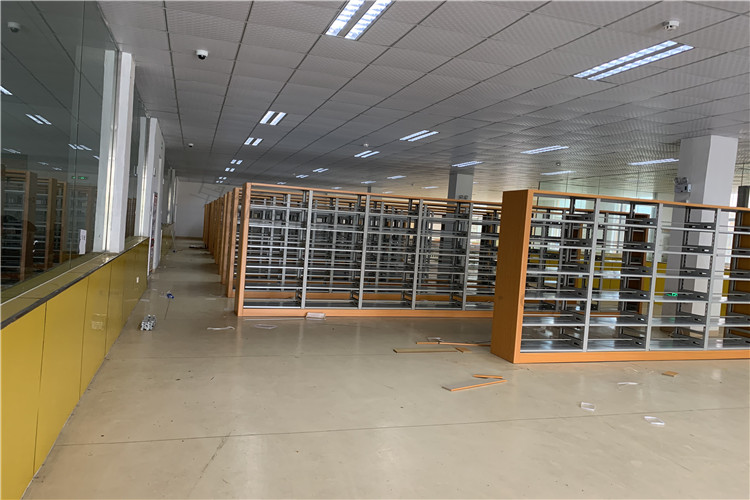 �����ЌWУ��[�ҕ������