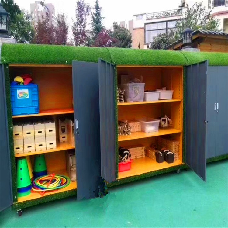 ��������ռ{��