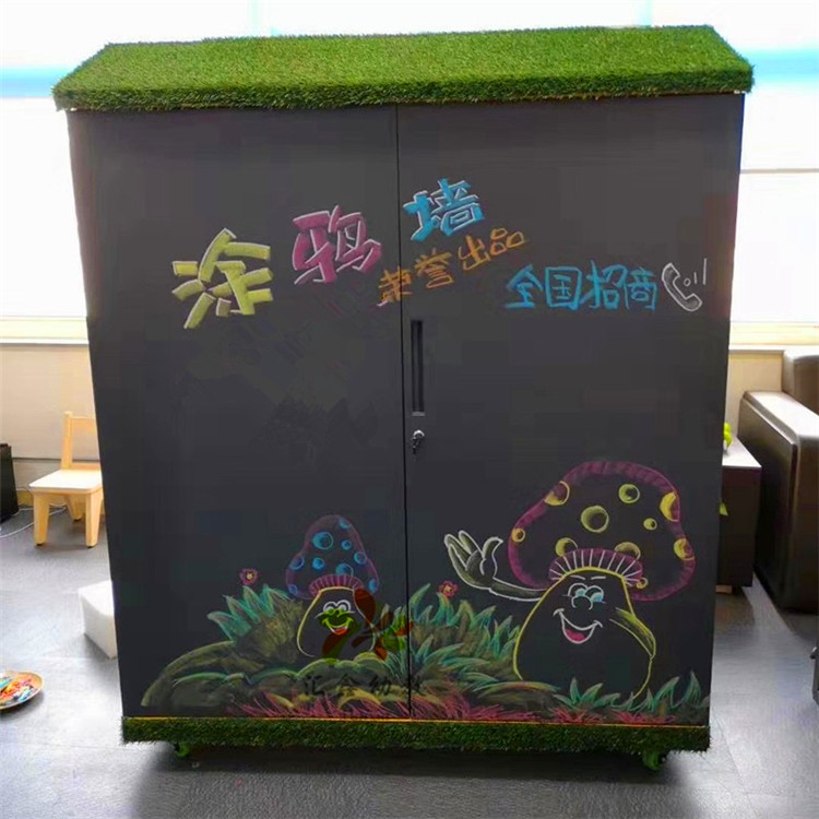 �׃��@Ϳ�f����